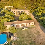 Lejlighedshotel With Swimming-pool In Badesi, With Private Terrace Badesi